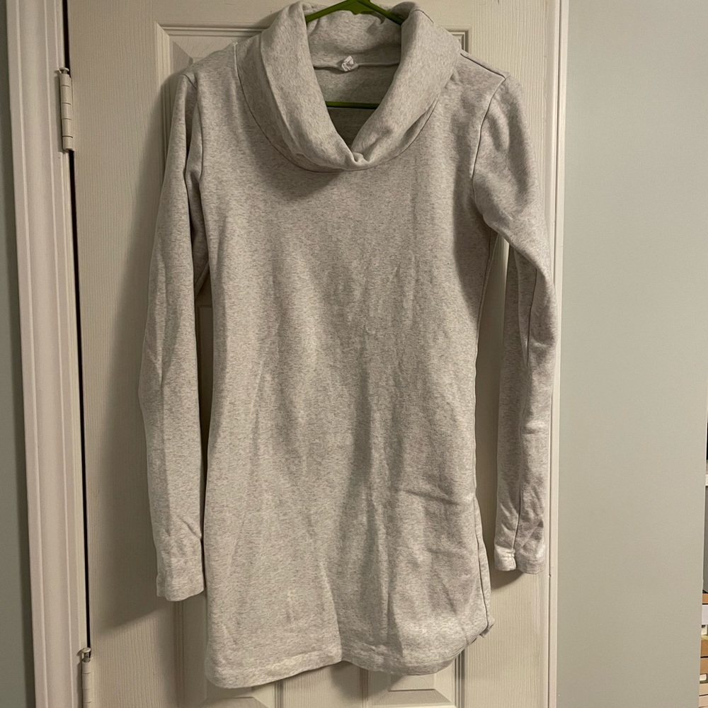 Workout cowl top - Picture 8 of 8